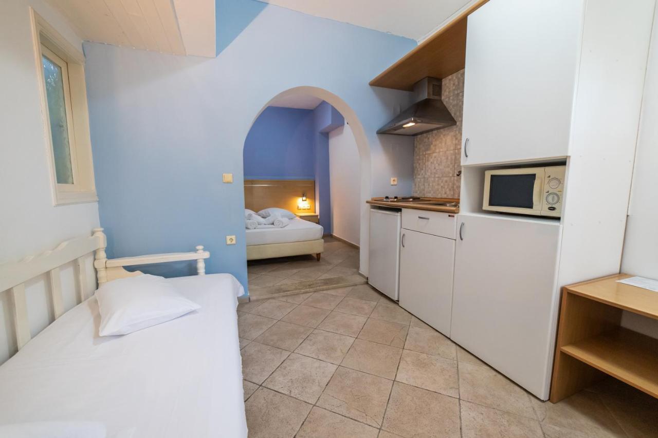 Aparthotel Elati Beach à Nydri  Extérieur photo
